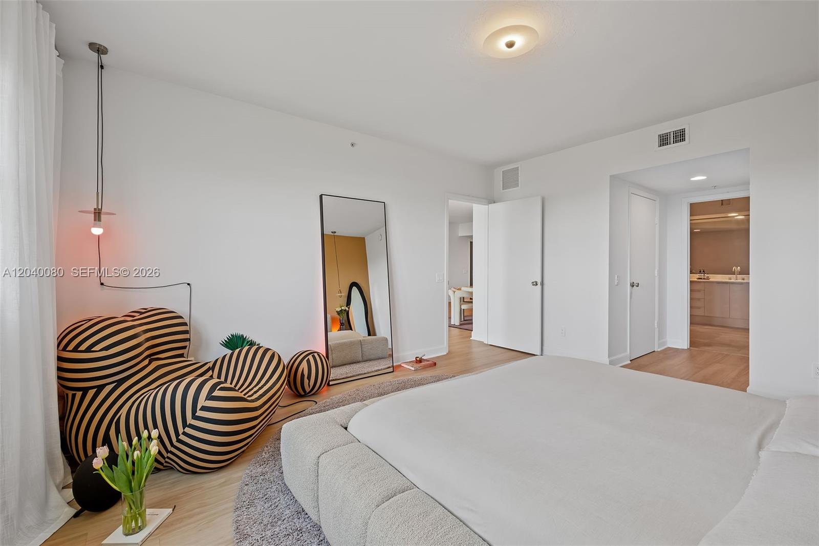 14951 Royal Oaks Lane