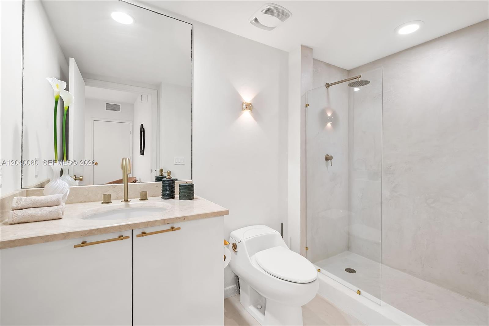 14951 Royal Oaks Lane