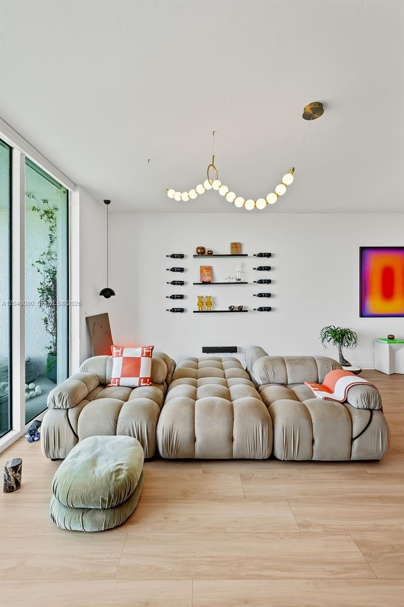 14951 Royal Oaks Lane