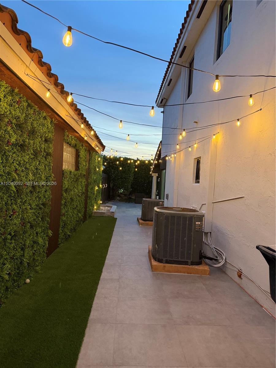 854 NW 132nd Court