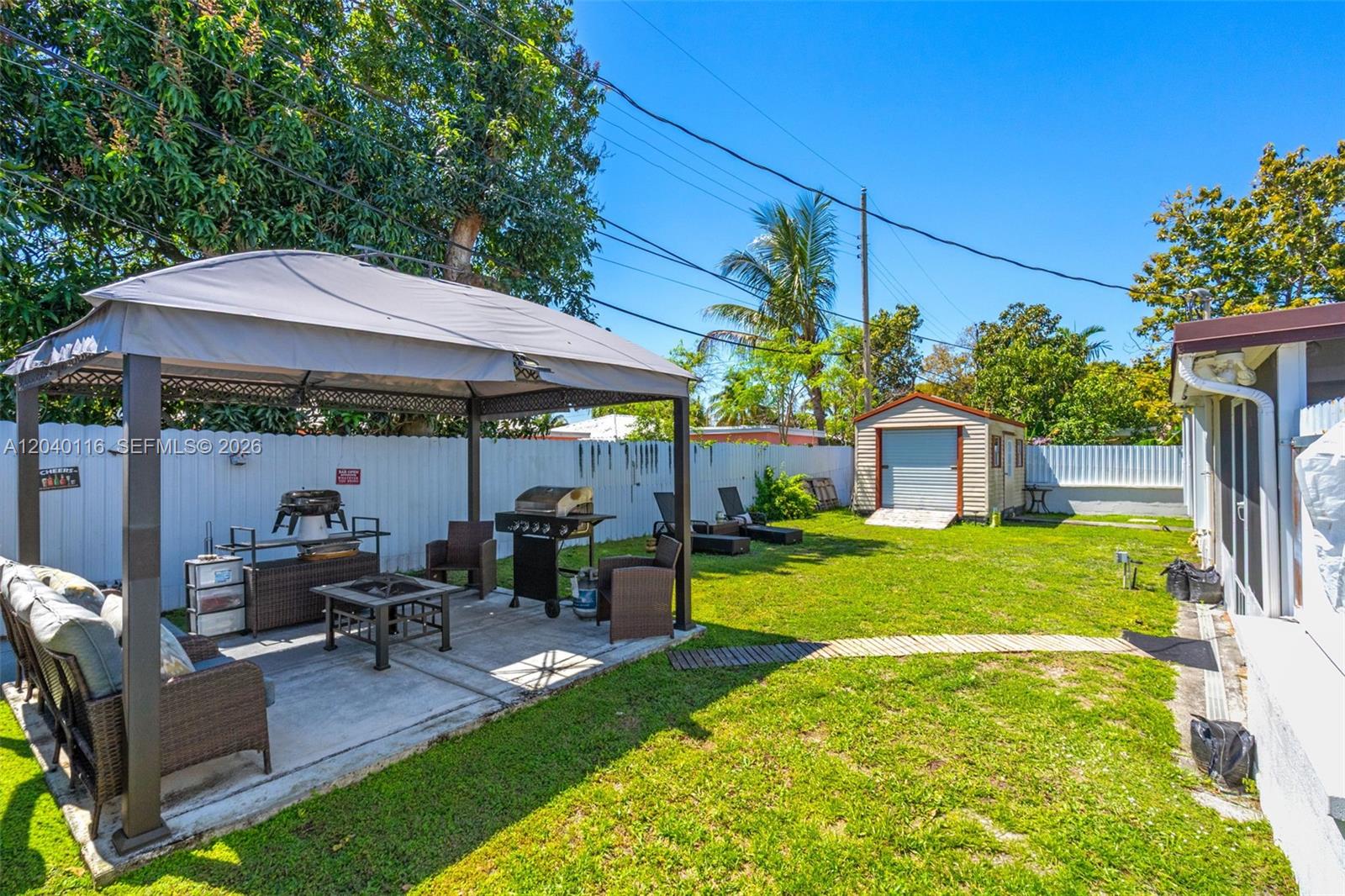 302 NW 100th Street