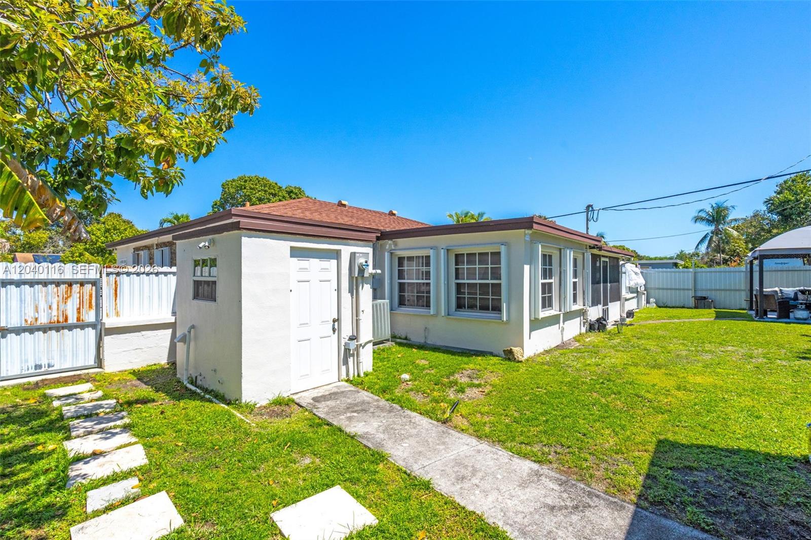 302 NW 100th Street