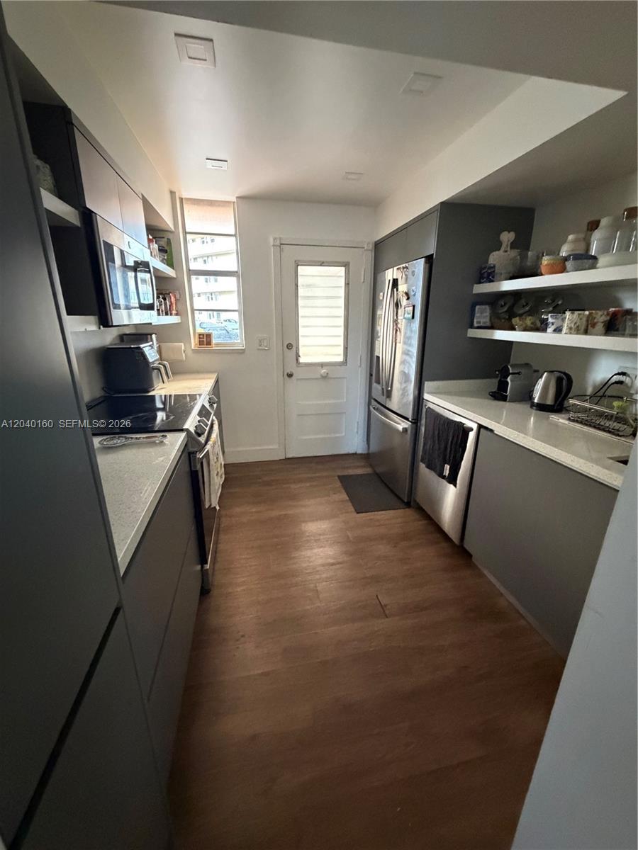 2980 Point East Drive