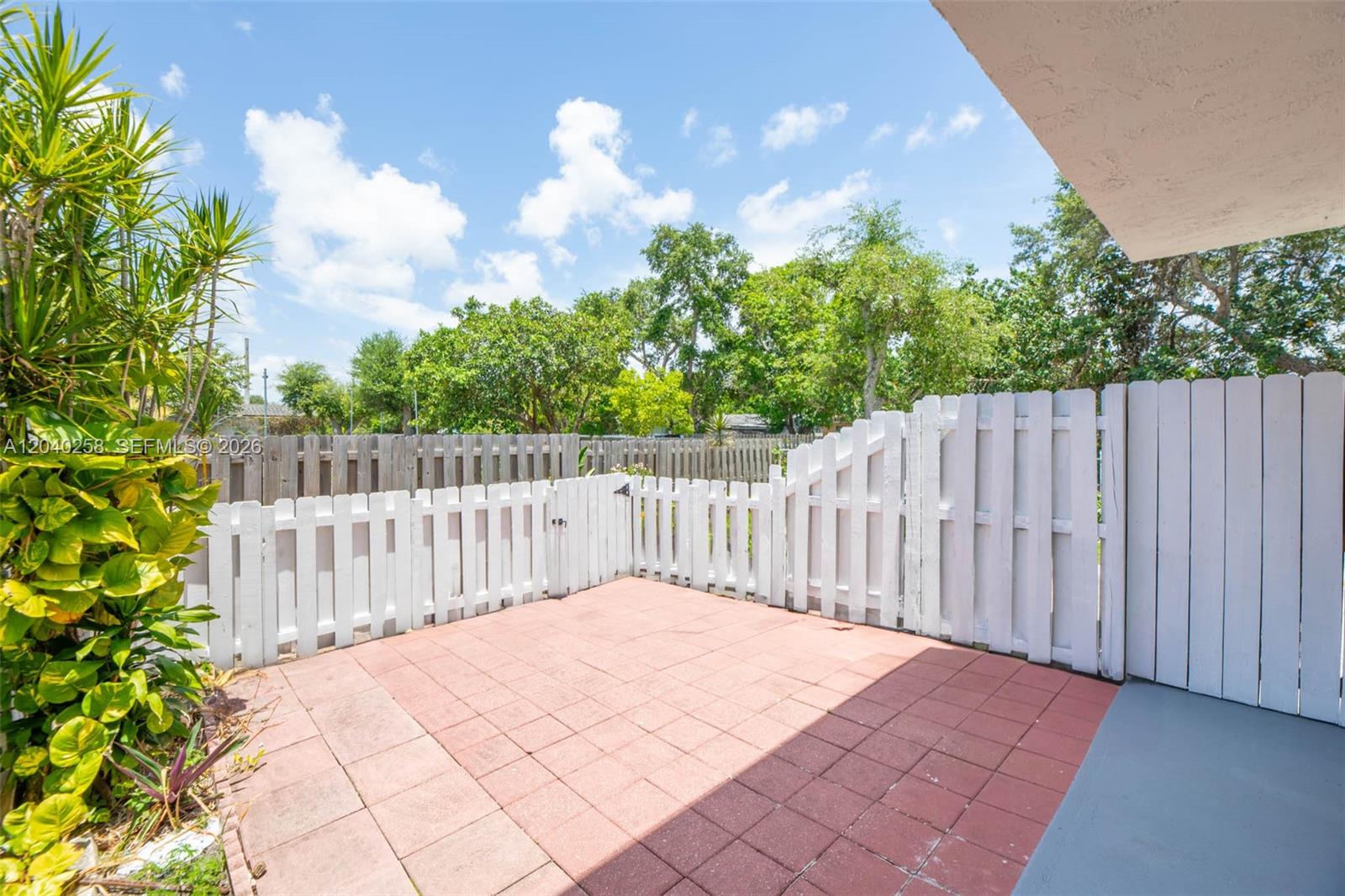 1450 NE 151st Street