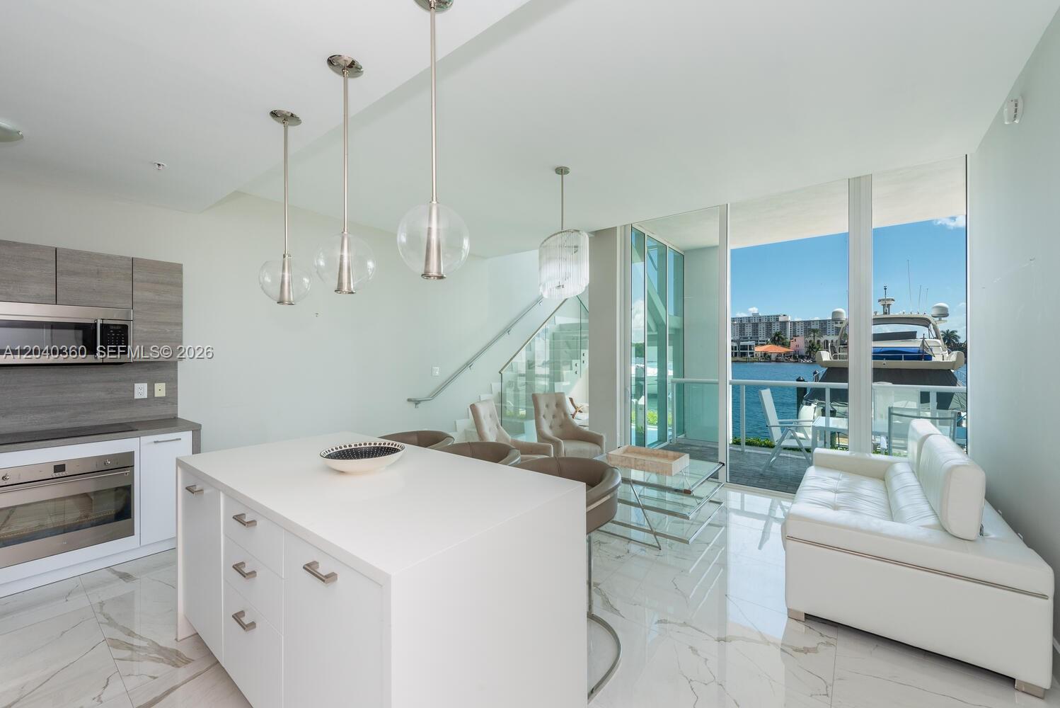 400 Sunny Isles Boulevard