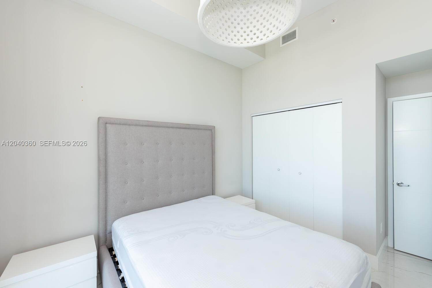 400 Sunny Isles Boulevard