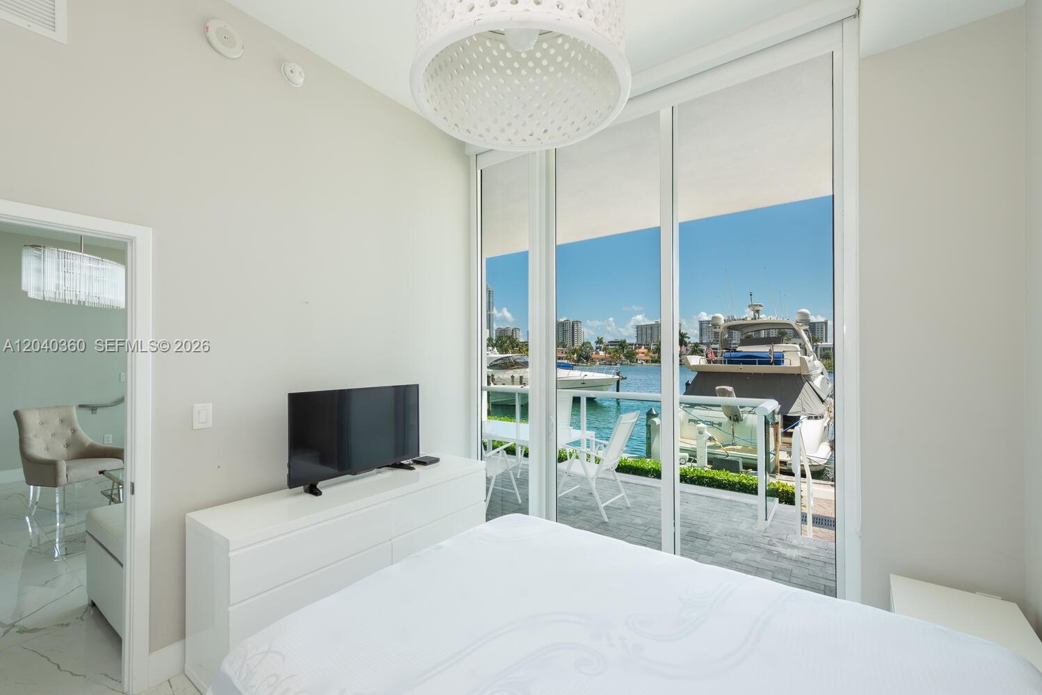 400 Sunny Isles Boulevard