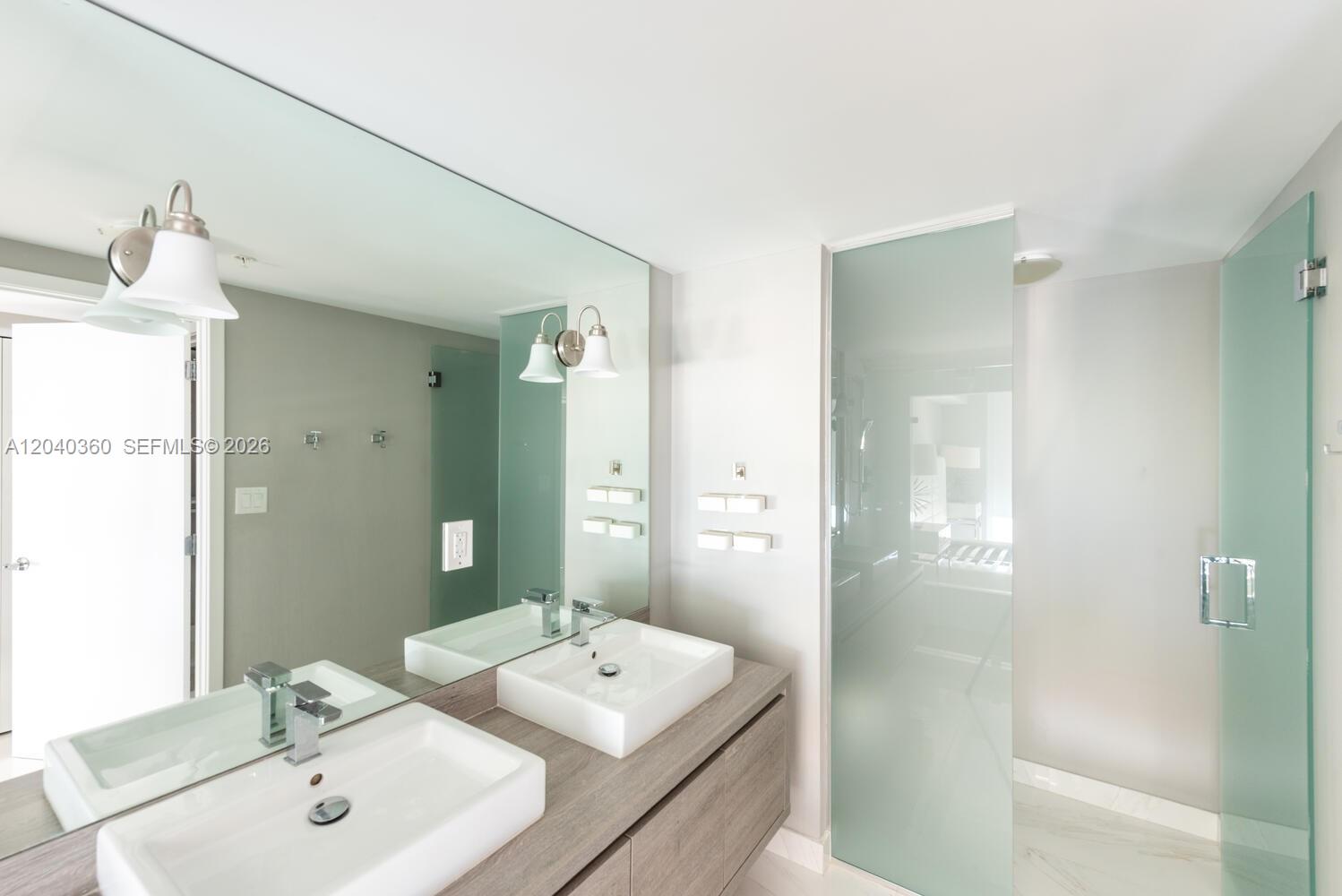 400 Sunny Isles Boulevard