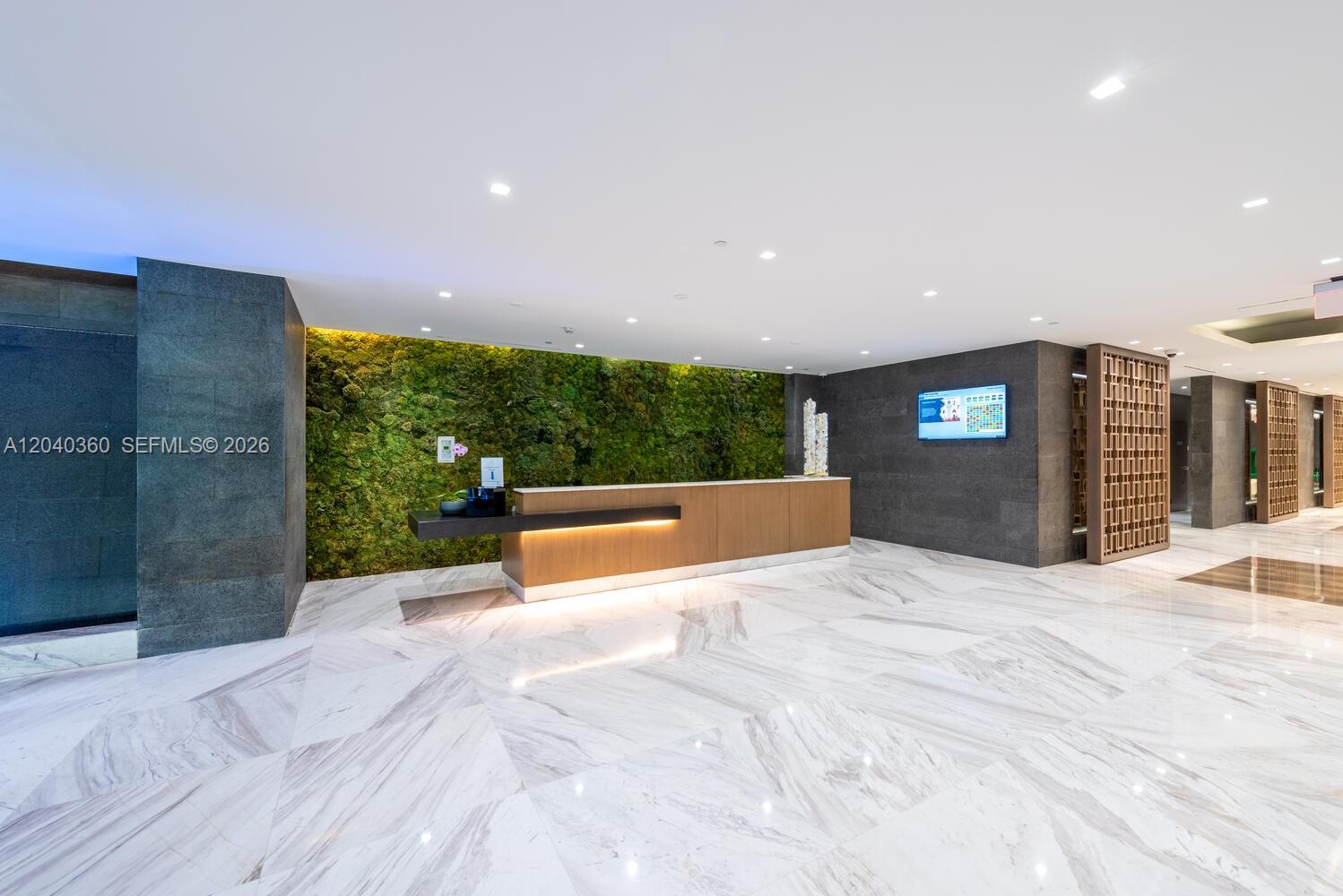 400 Sunny Isles Boulevard