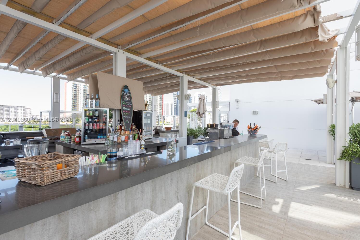 400 Sunny Isles Boulevard