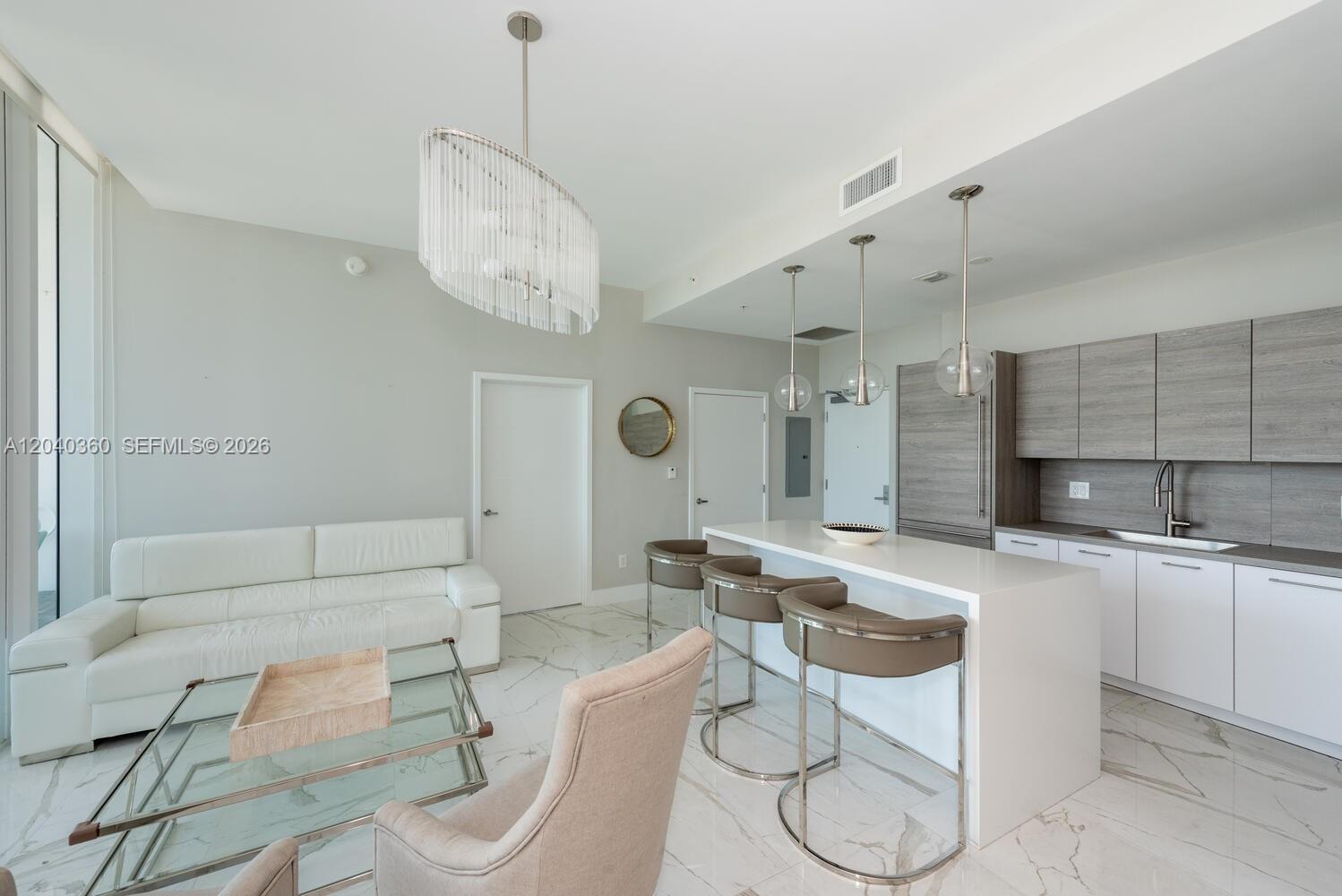 400 Sunny Isles Boulevard