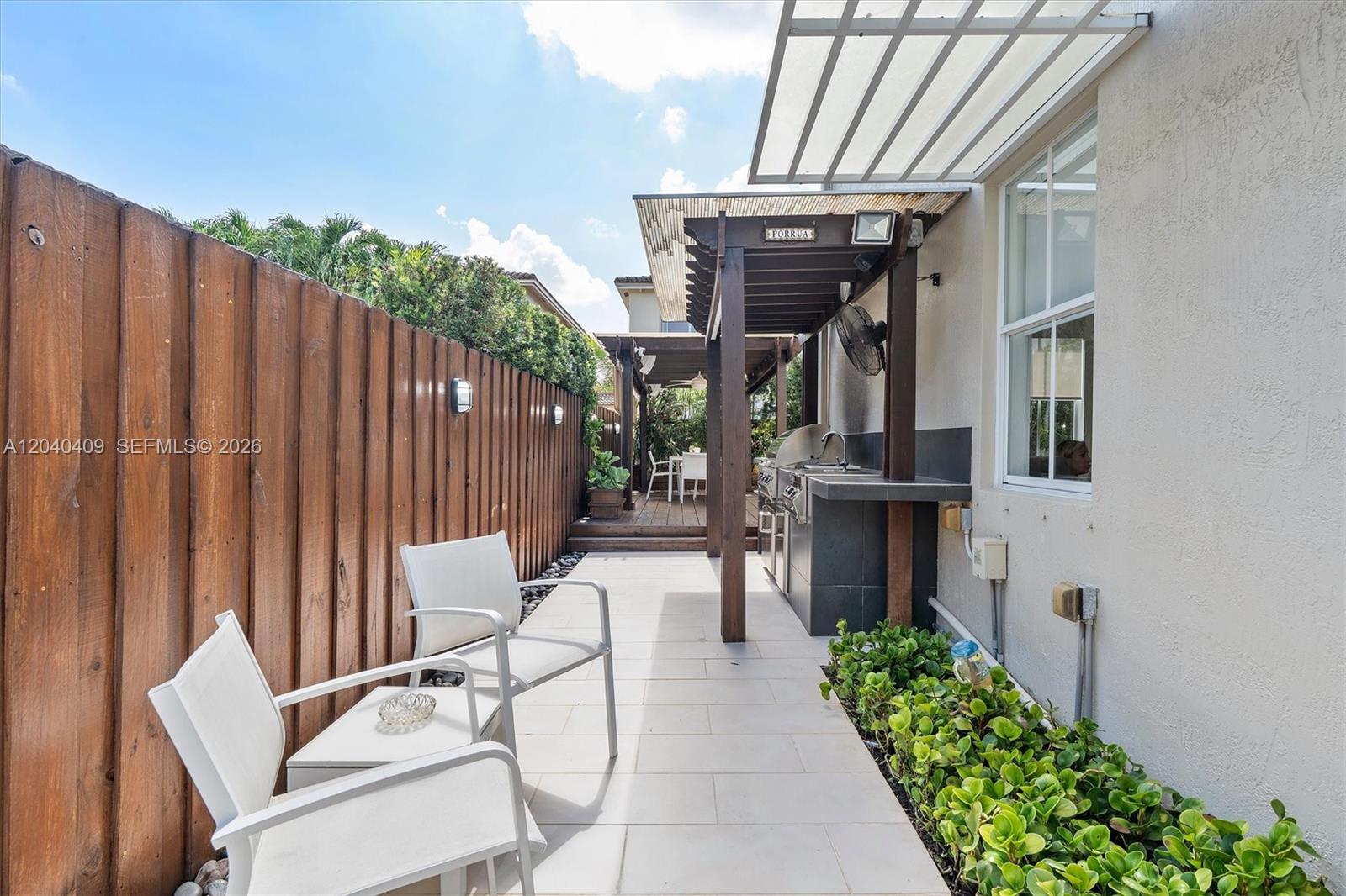2517 SW 148th Court