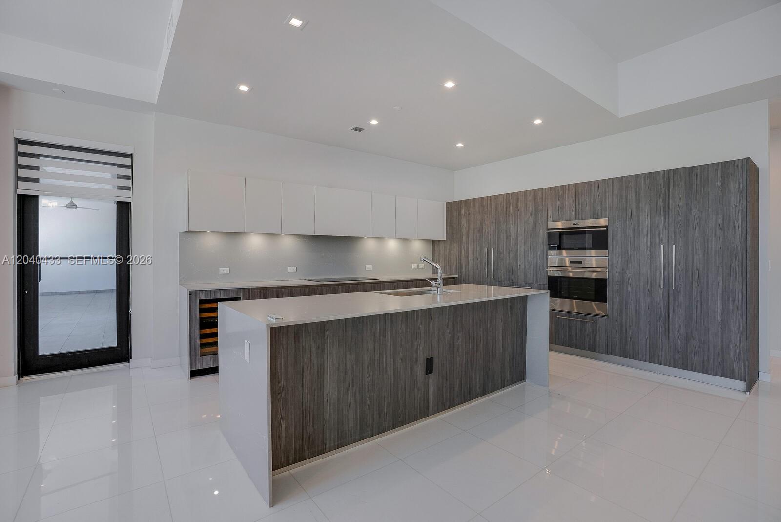 275 Giralda Avenue