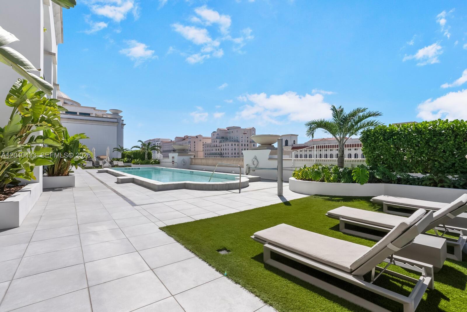 275 Giralda Avenue