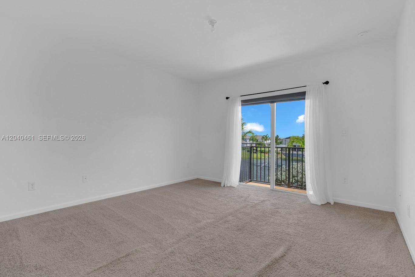 805 SE 18th Street