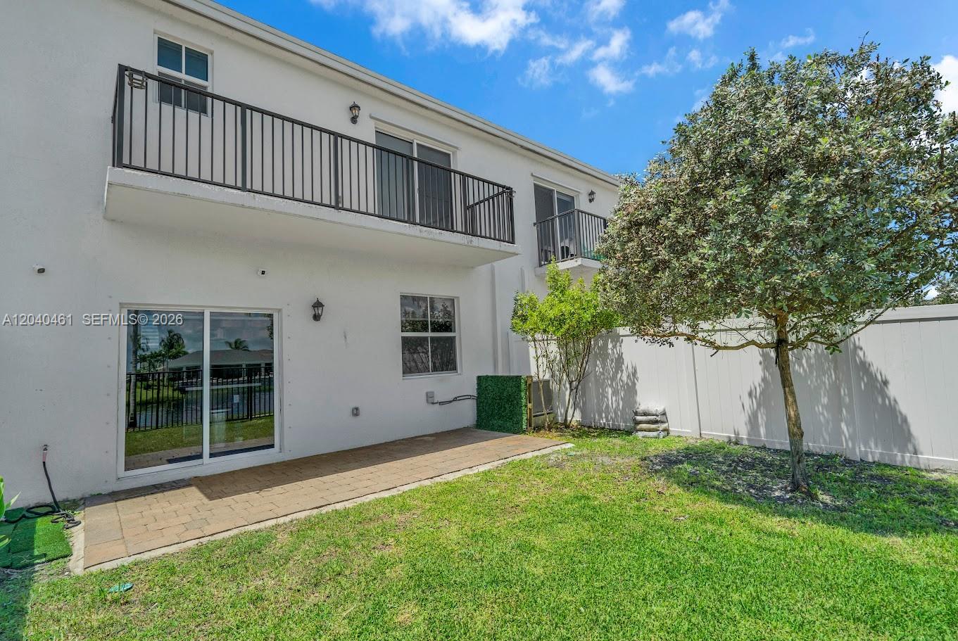 805 SE 18th Street