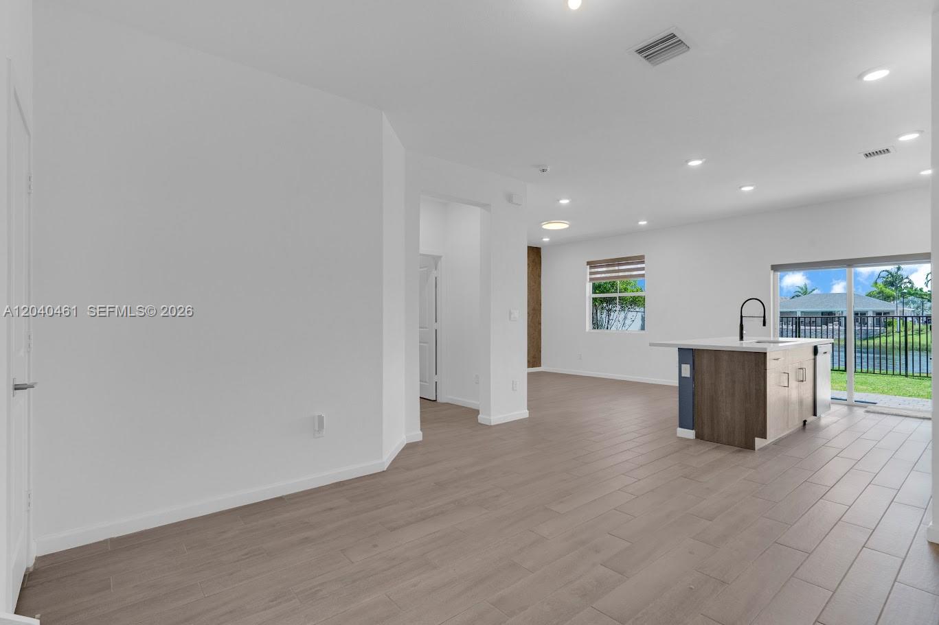 805 SE 18th Street