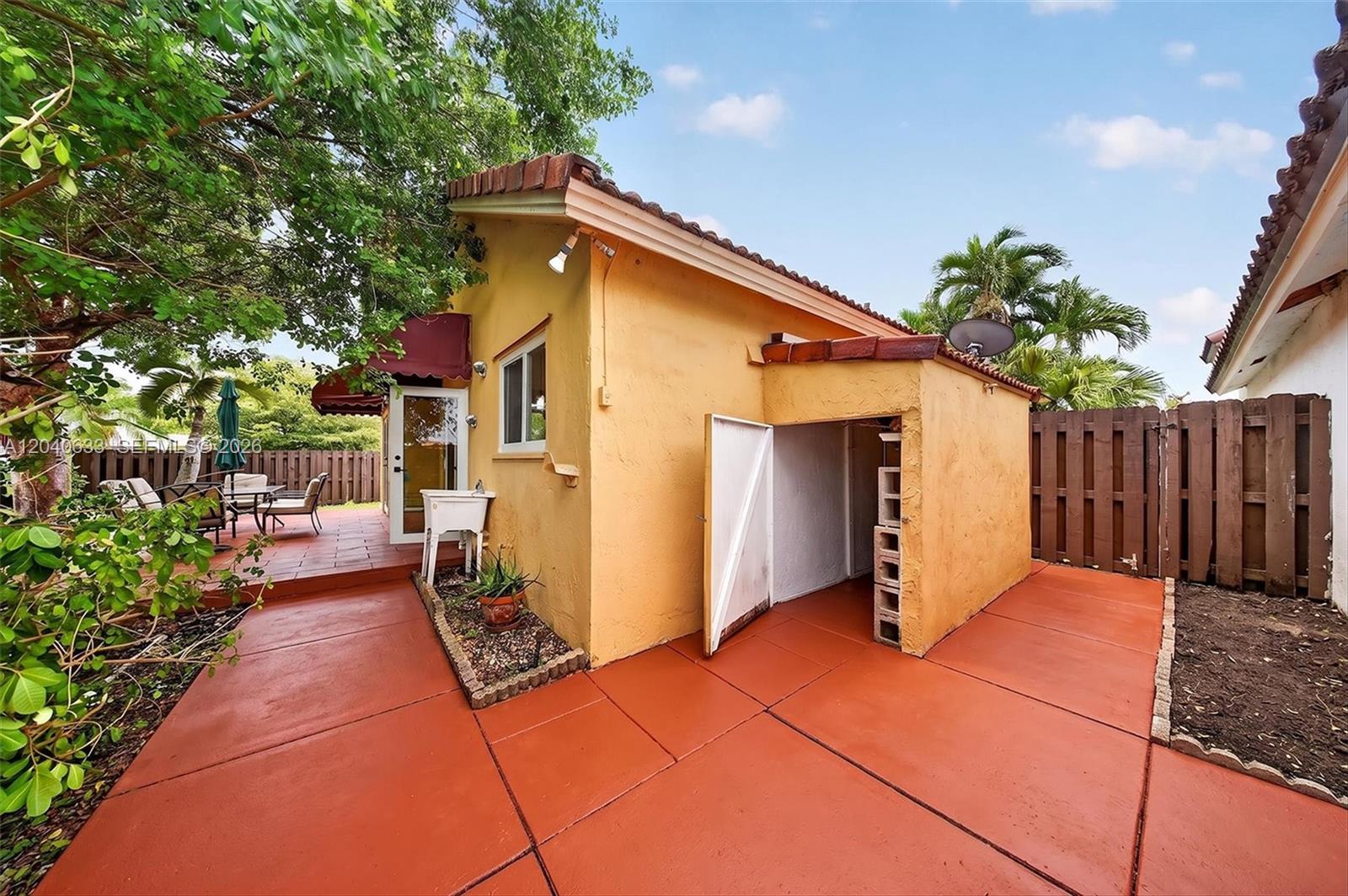 15307 SW 52nd Terrace
