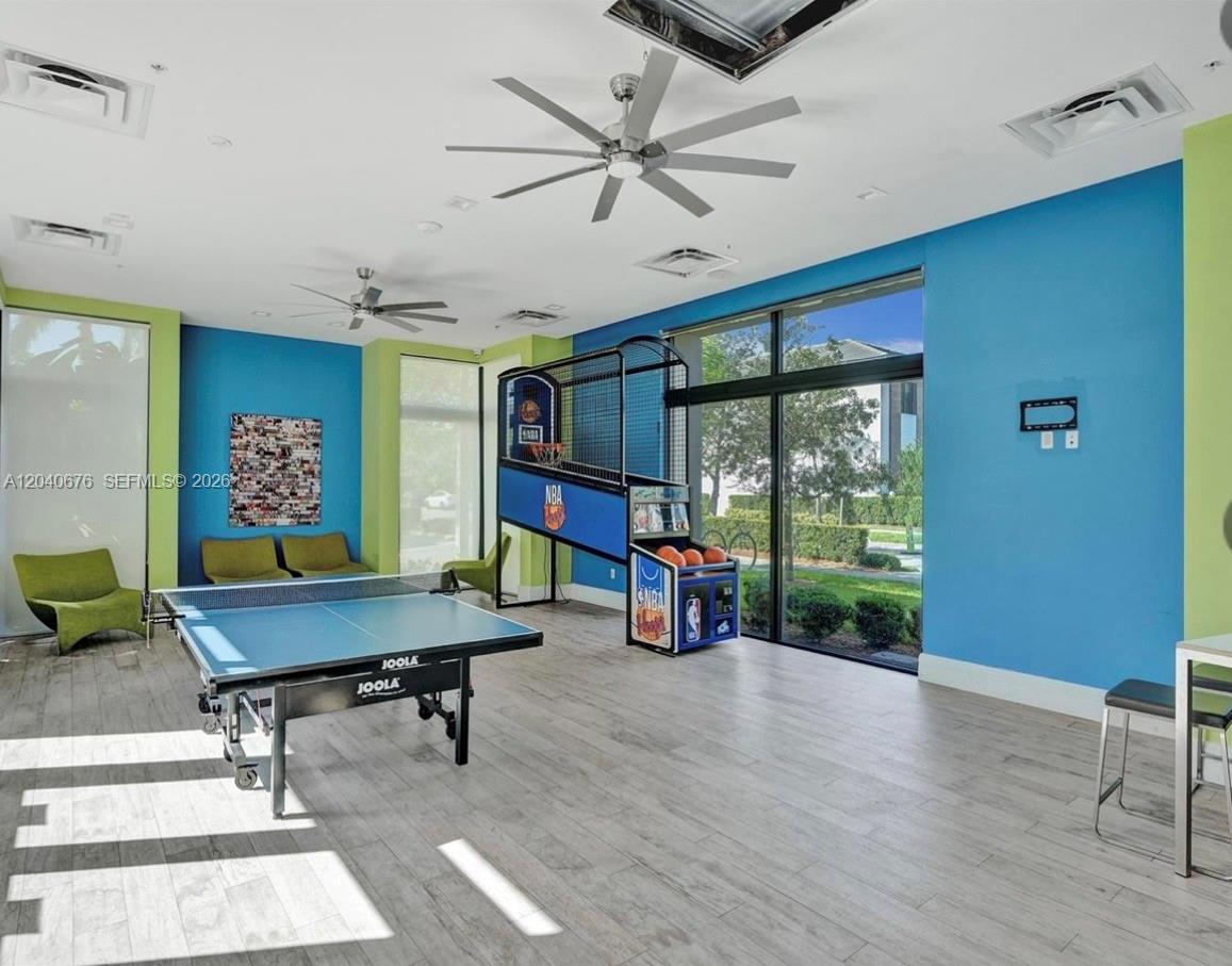 8001 NW 41st Street