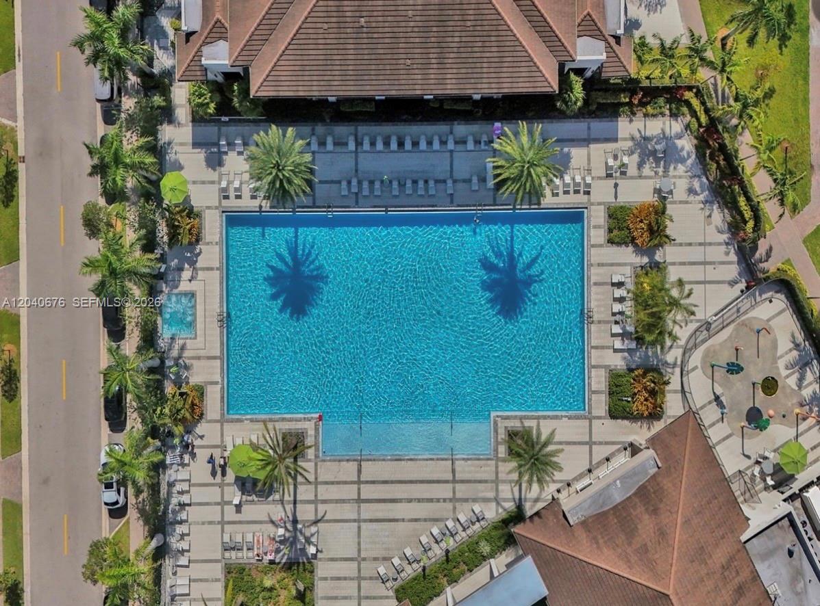 8001 NW 41st Street