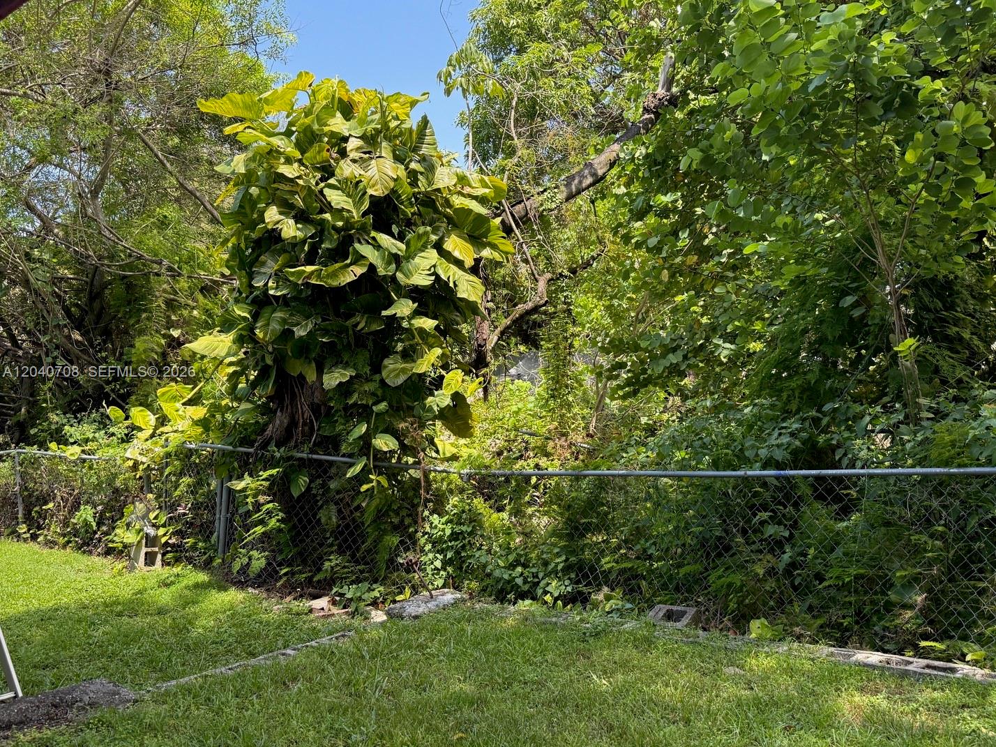 12600 Country Club Lane