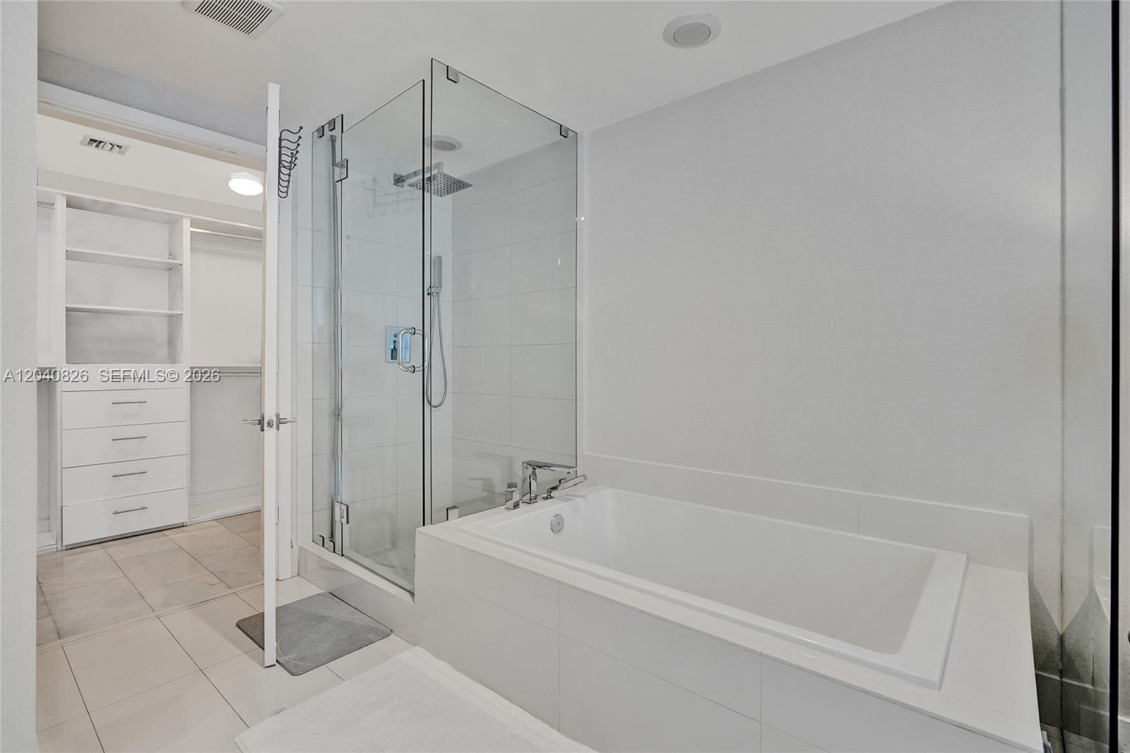 650 NE 32nd Street