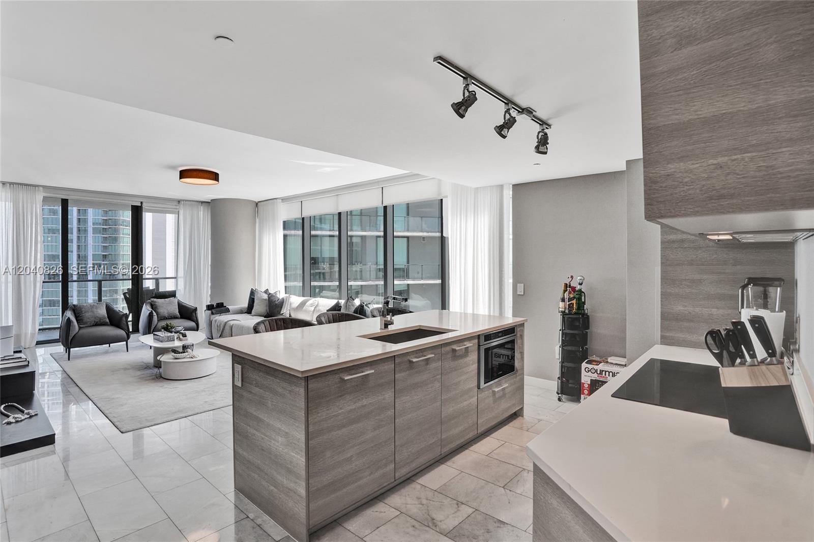 650 NE 32nd Street