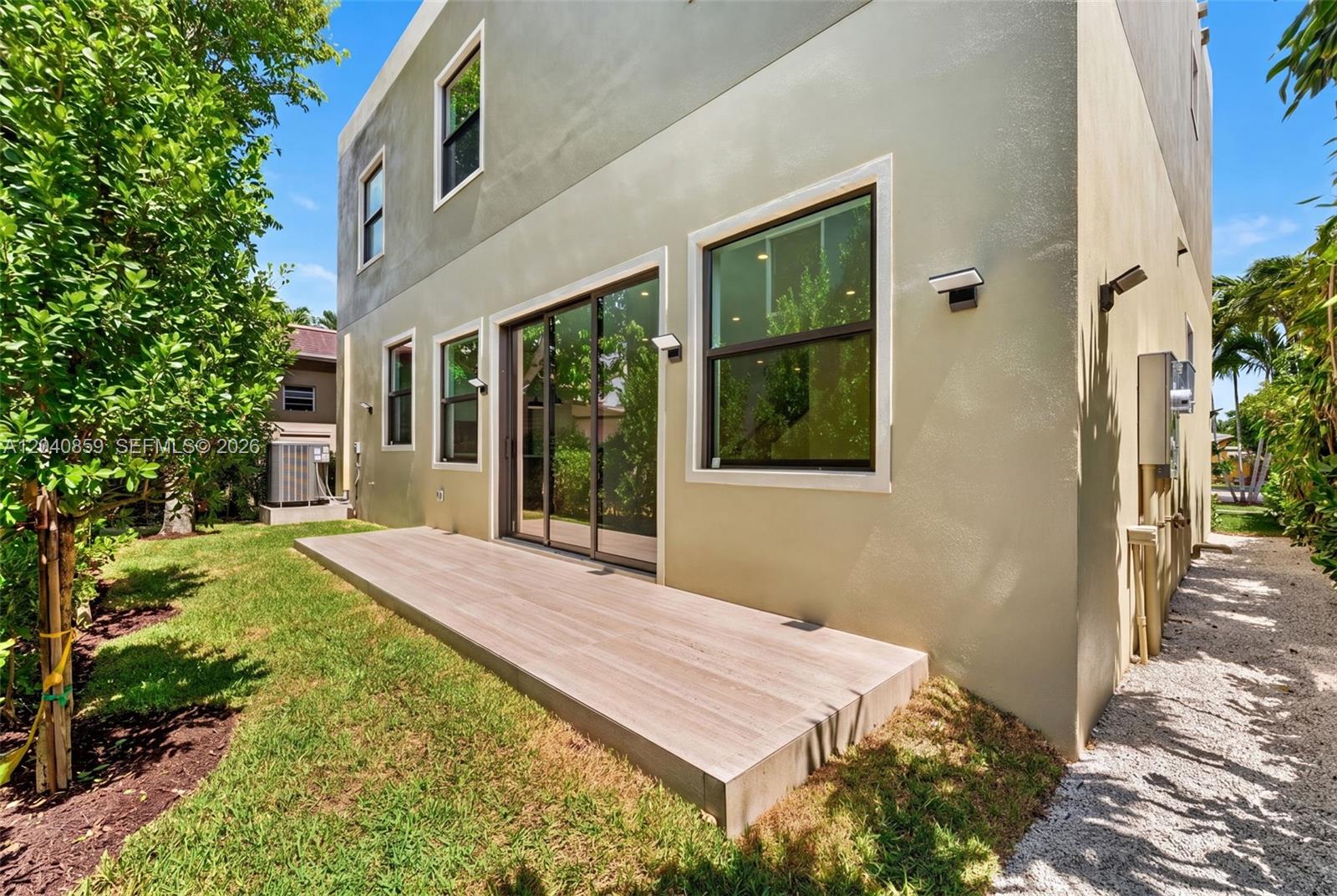 2240 SW 13th Street