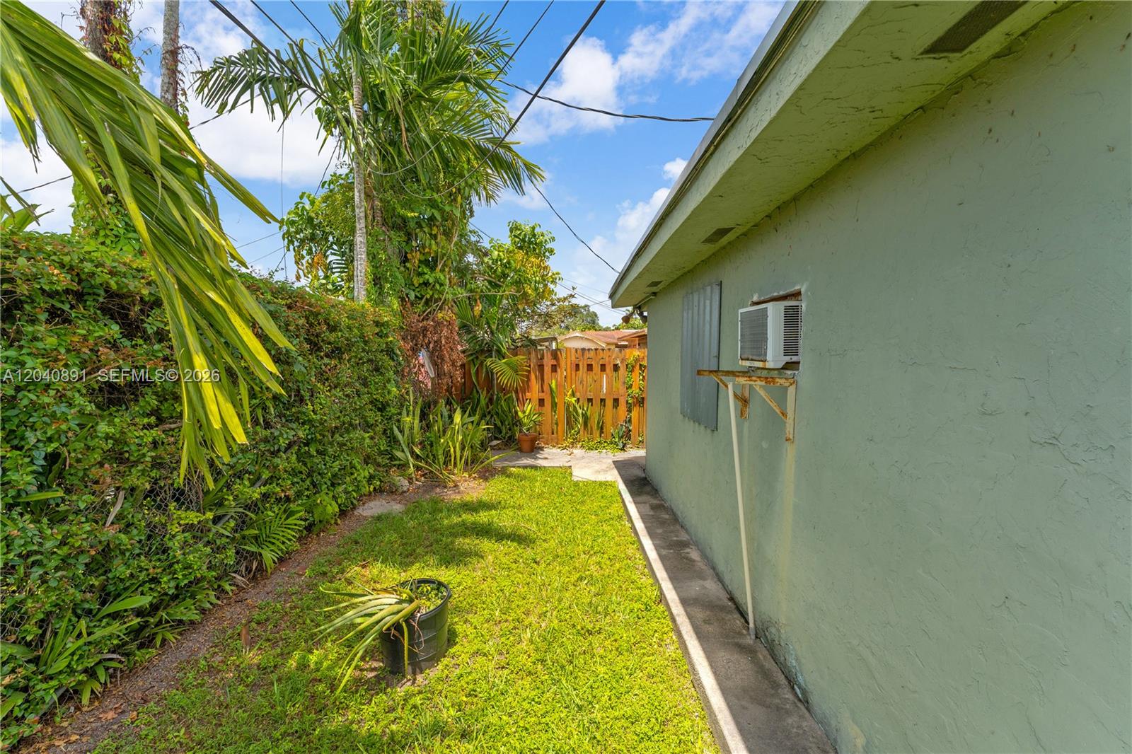 6860 SW 18th Street