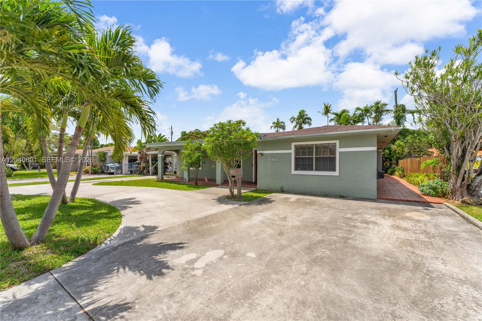 6860 SW 18th Street