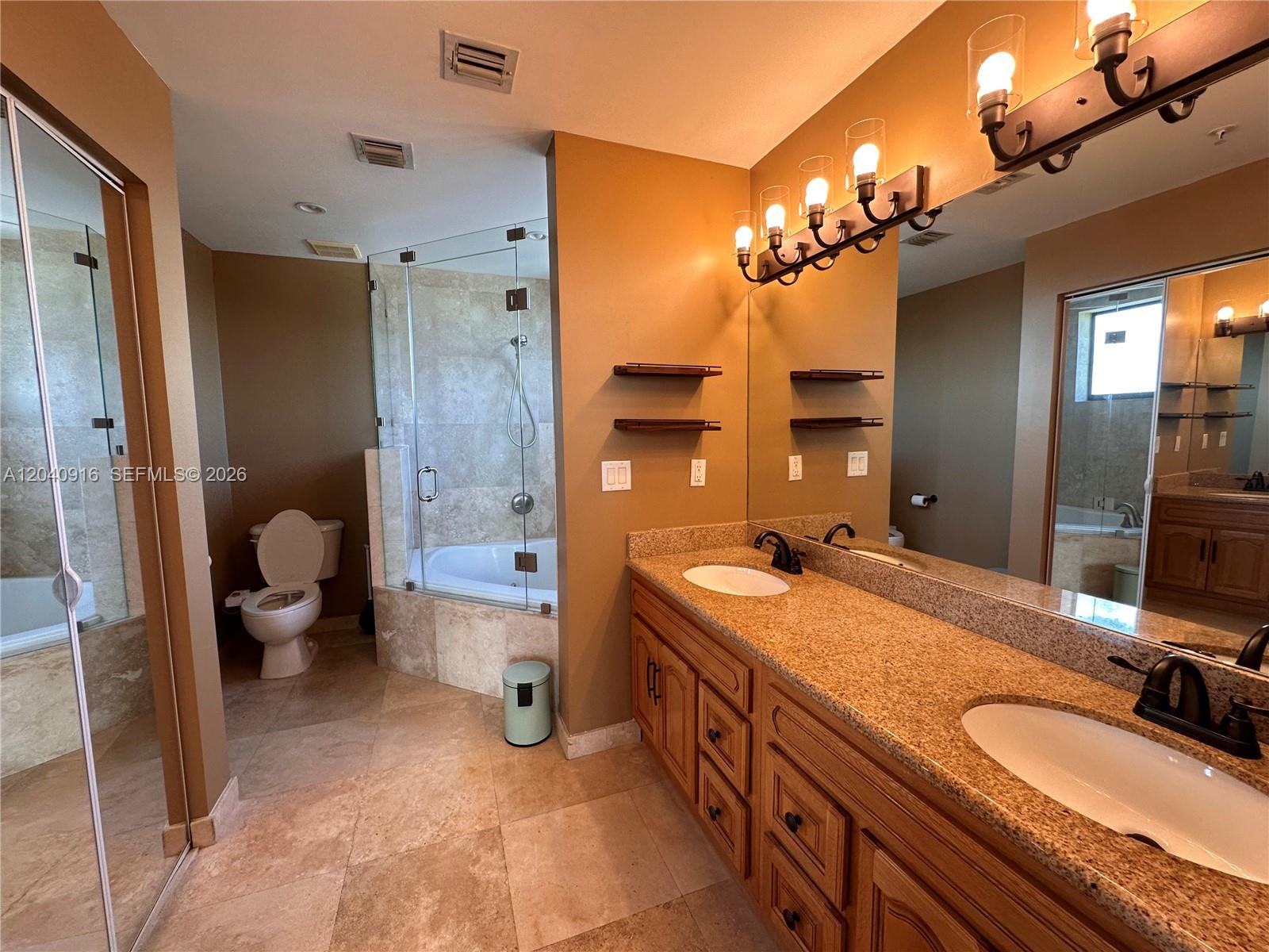 3590 Coral Way