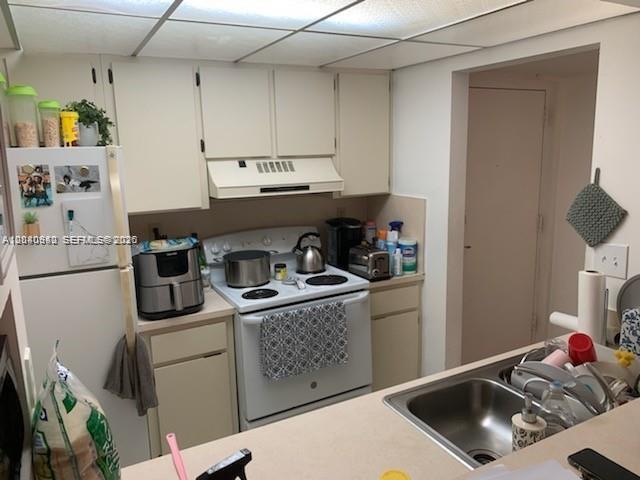 7035 NW 186th Street