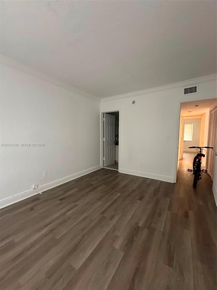 980 NE 170th Street