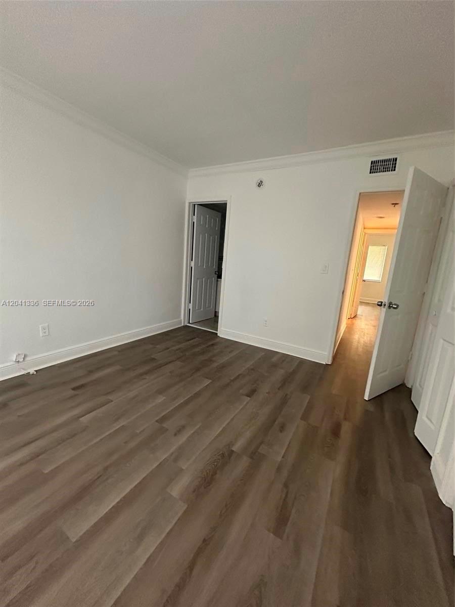 980 NE 170th Street