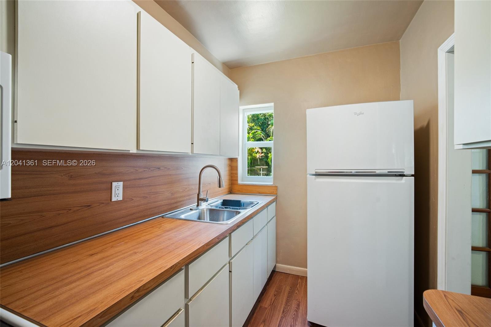 2750 NW 4th Street