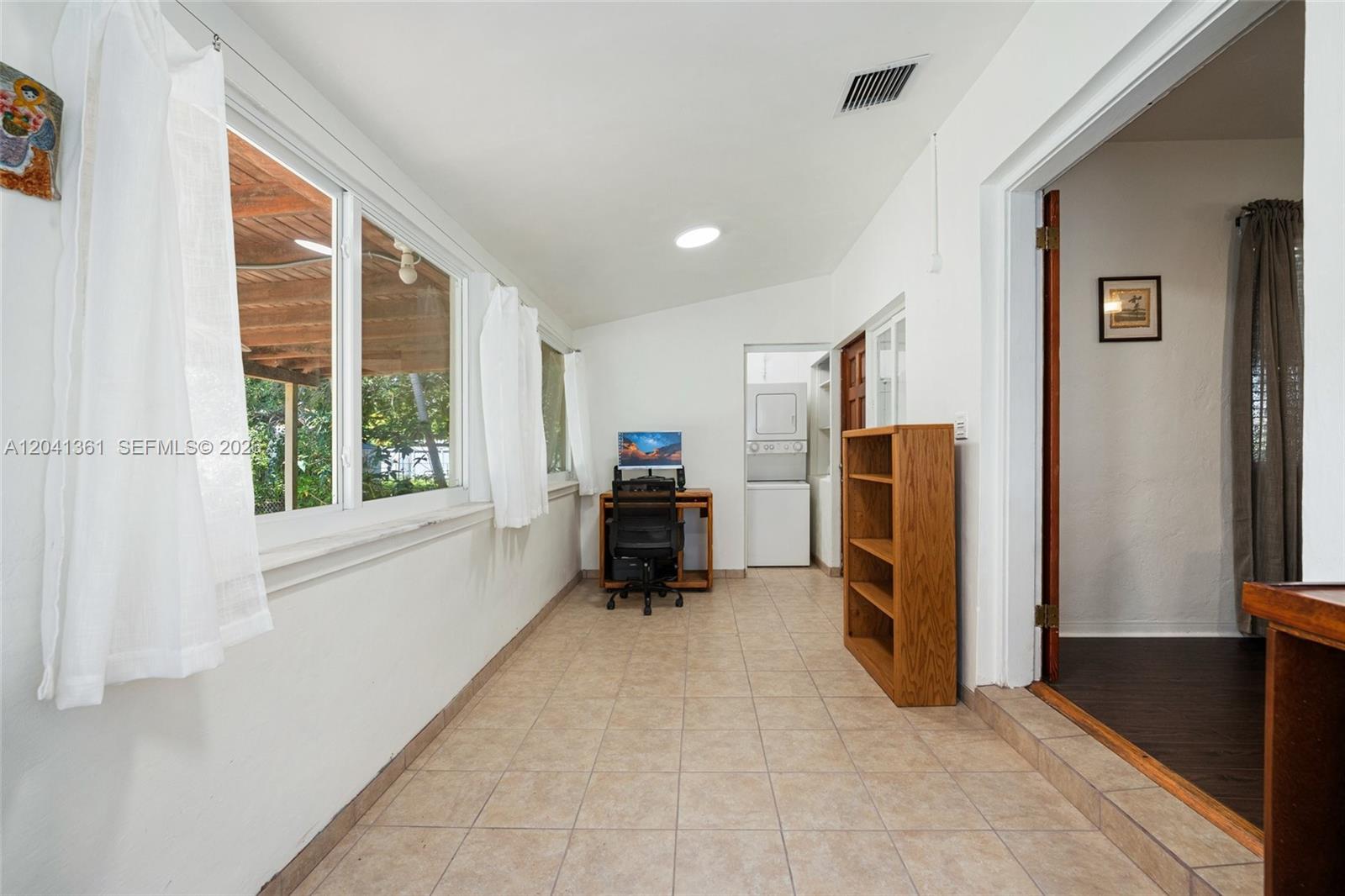 2750 NW 4th Street