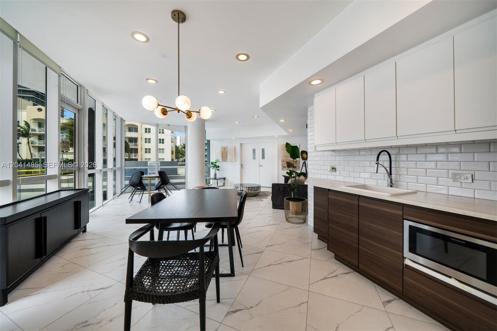 480 NE 30th Street