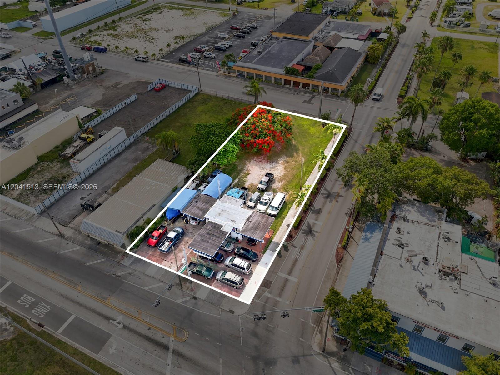 3 N Flagler Avenue