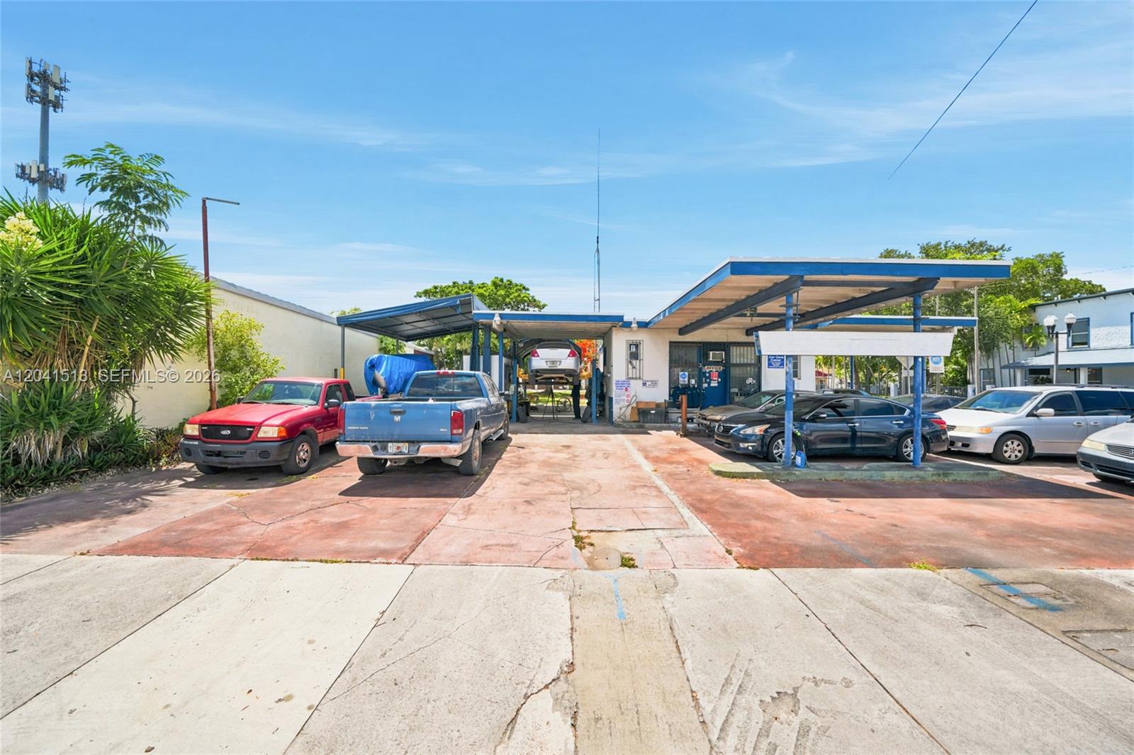 3 N Flagler Avenue