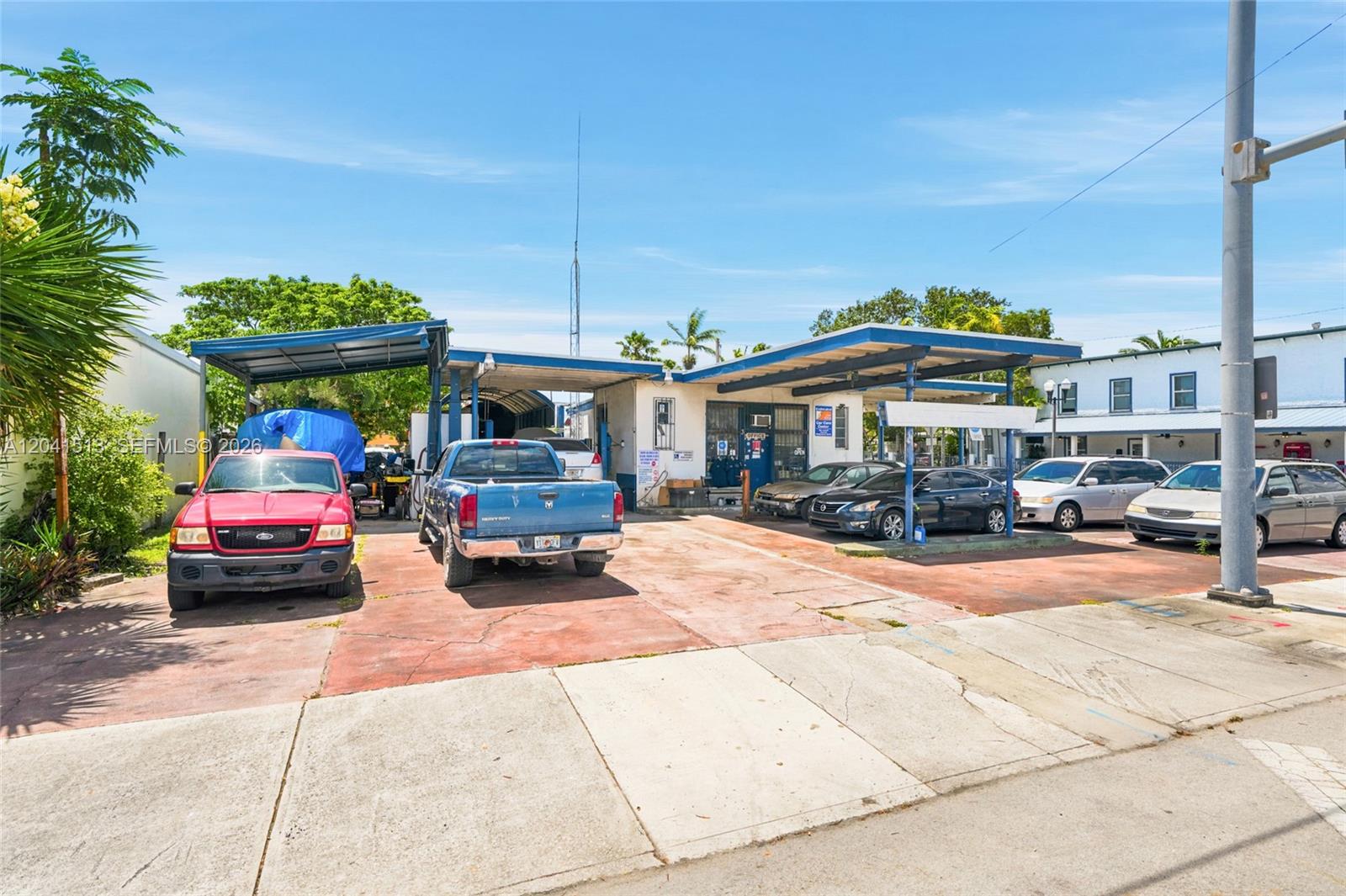 3 N Flagler Avenue
