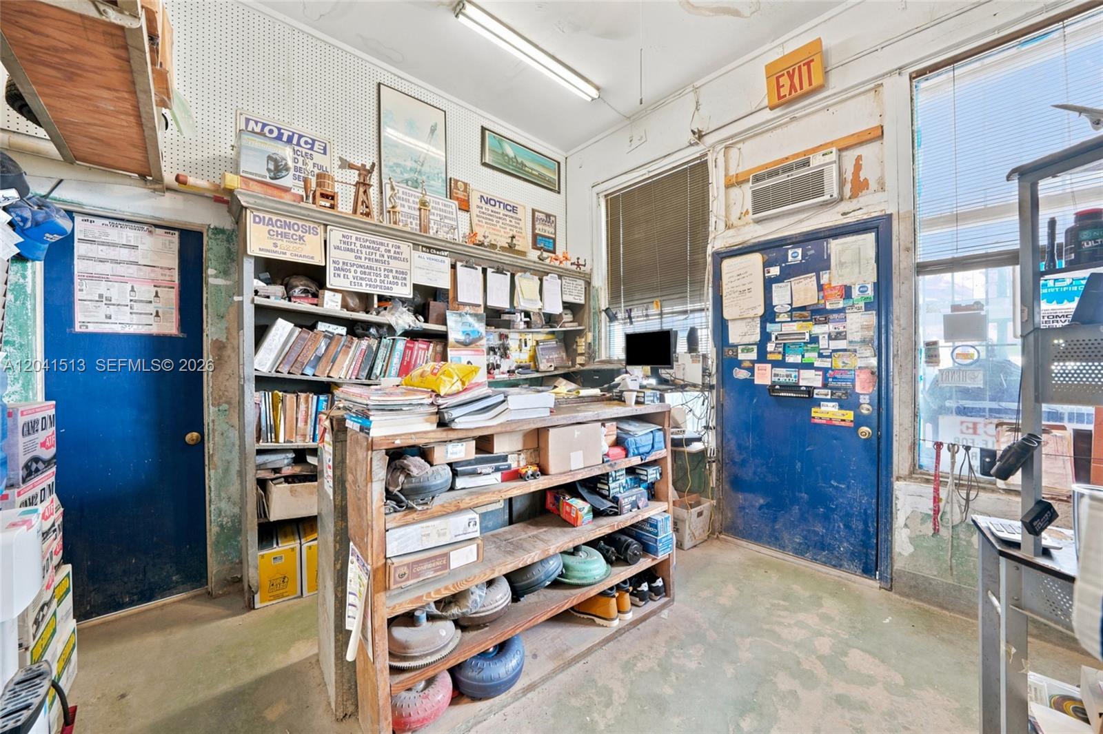 3 N Flagler Avenue