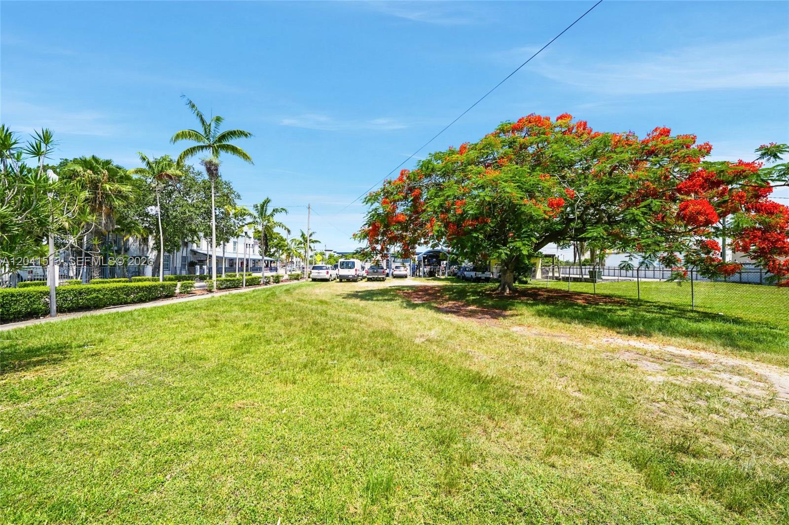3 N Flagler Avenue