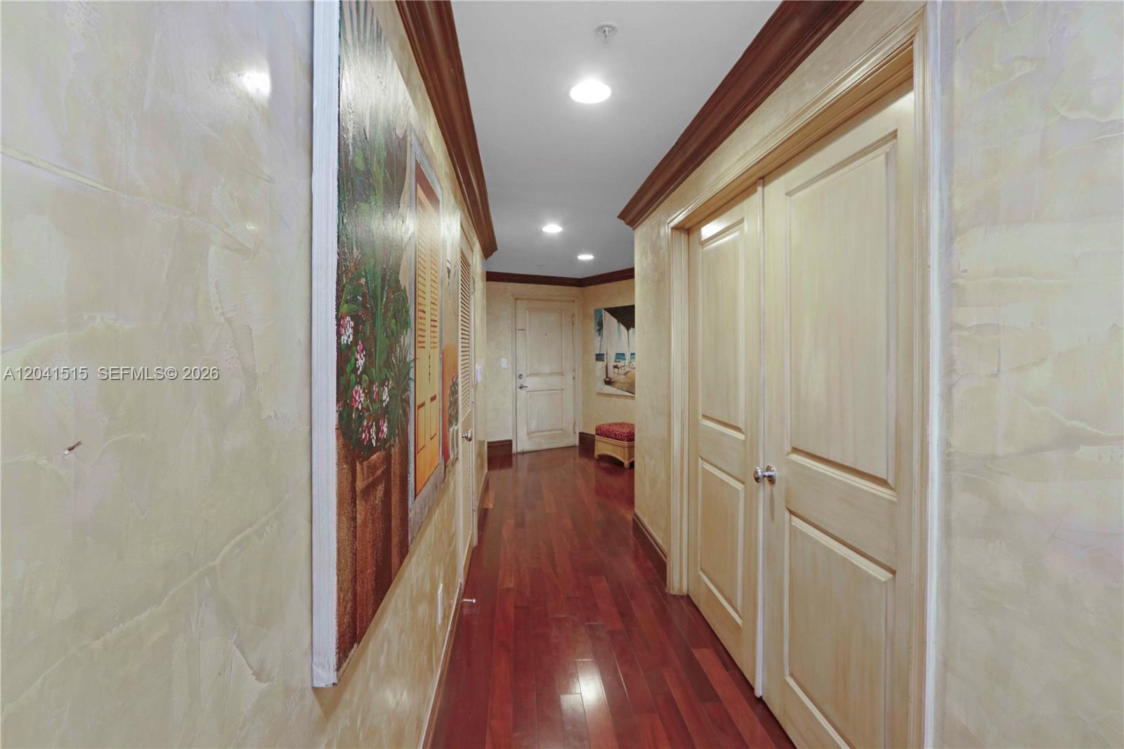 10 Aragon Avenue