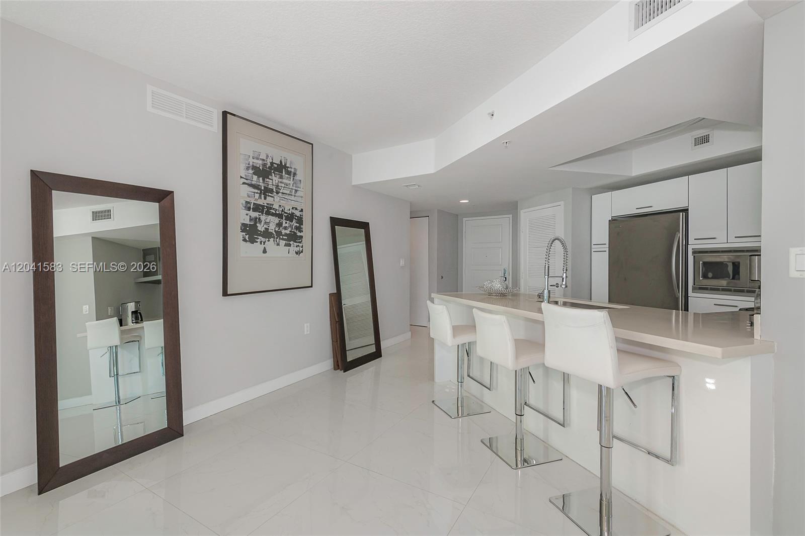 200 Sunny Isles Boulevard
