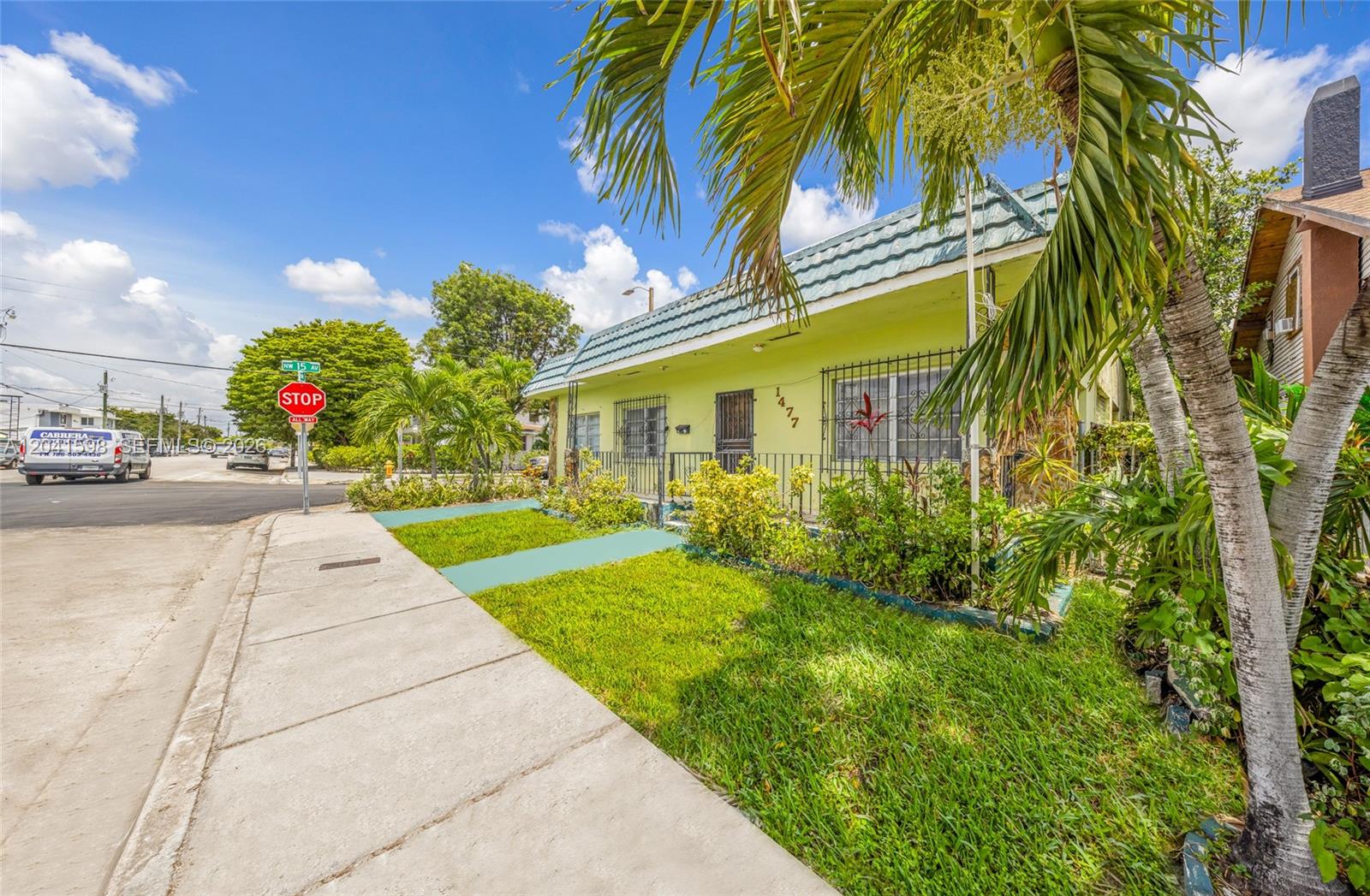 1477 NW 2nd Street