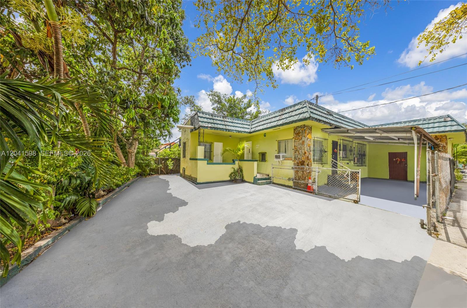 1477 NW 2nd Street