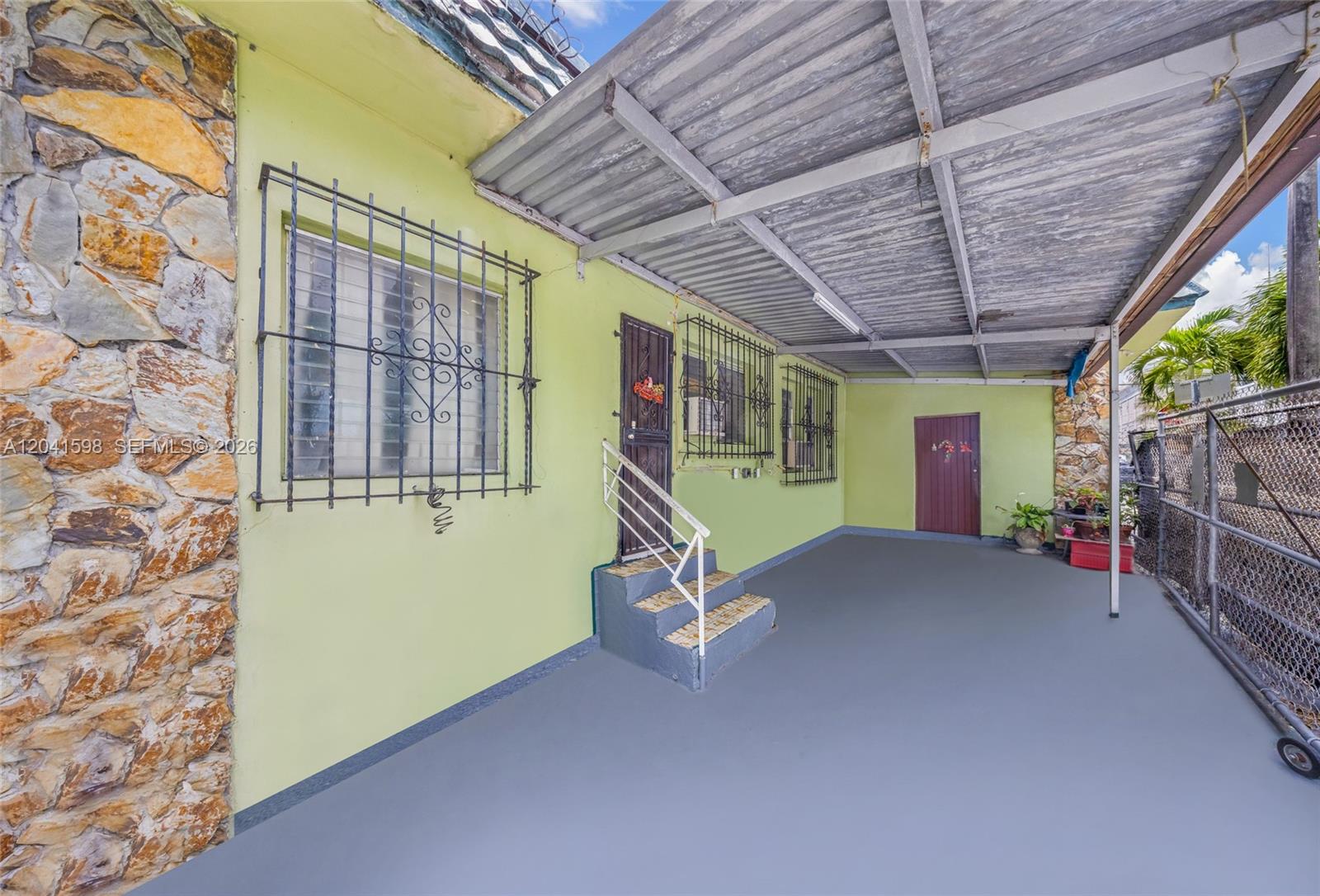 1477 NW 2nd Street