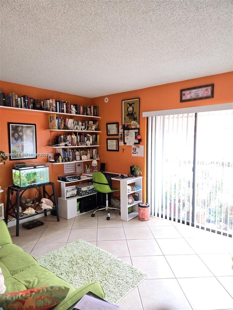 2174 W 60th Street