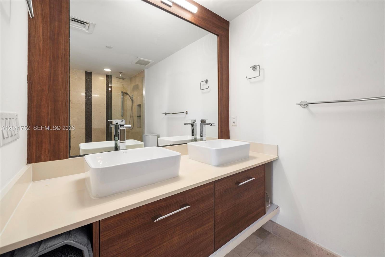 601 NE 27th Street