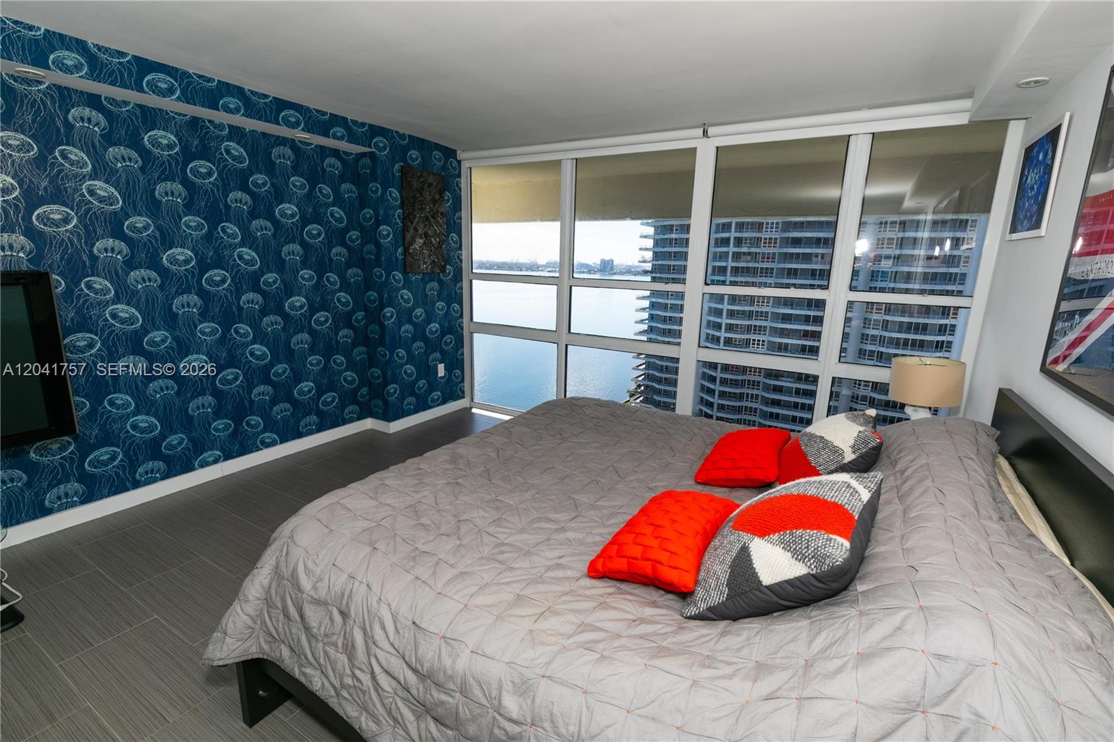 600 NE 36th Street